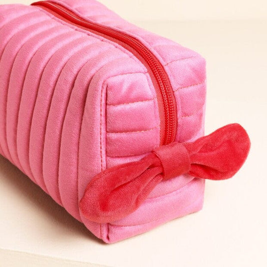 De Lacy at Home Pink With Red Bow Makeup Toiletry Bags
